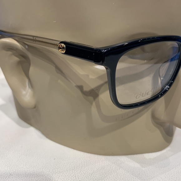 New Women’s Gucci Eyeglasses - Picture 3 of 8